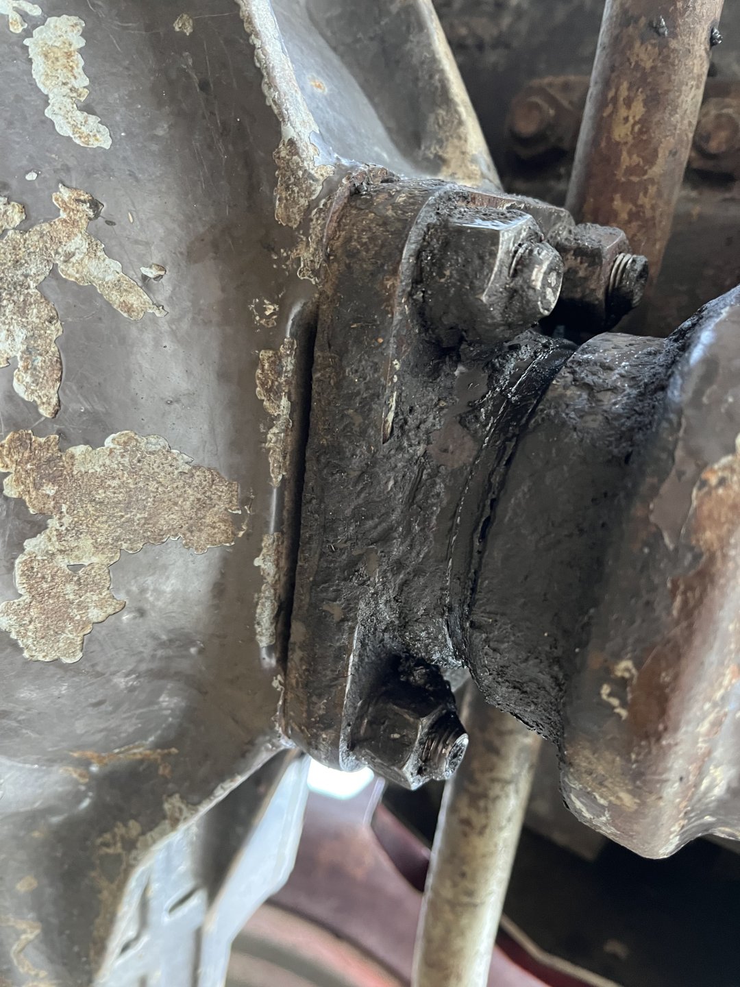 MF675 front axle leaking oil The Farming Forum