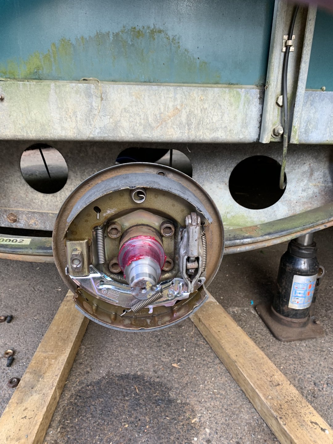 how to remove brake drum from ifor trailer The Farming Forum