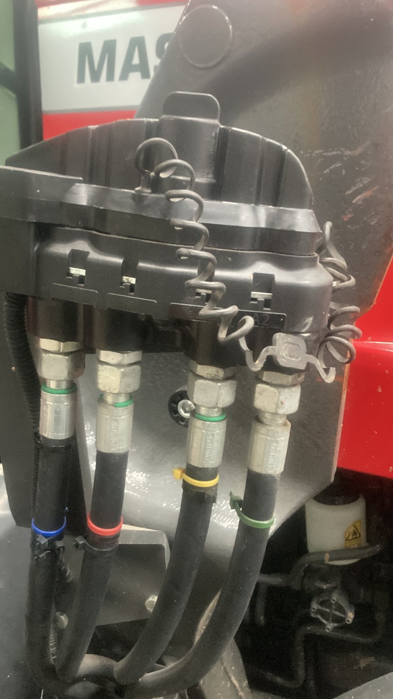 Quicke loader multicouplers The Farming Forum