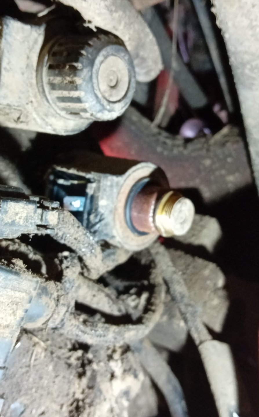 Manitou 634 LSU transmission jumping out of gear The Farming Forum