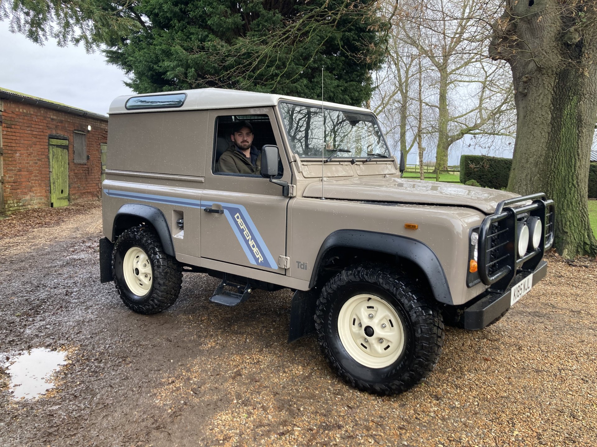 Land Rover 90 full restoration. | The Farming Forum