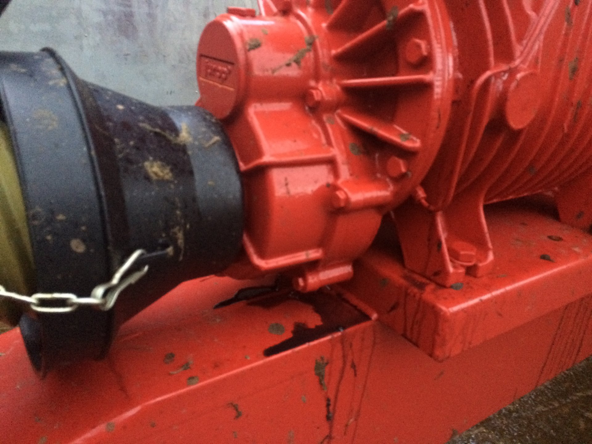 Vacuum tanker pump oil, is this normal? The Farming Forum