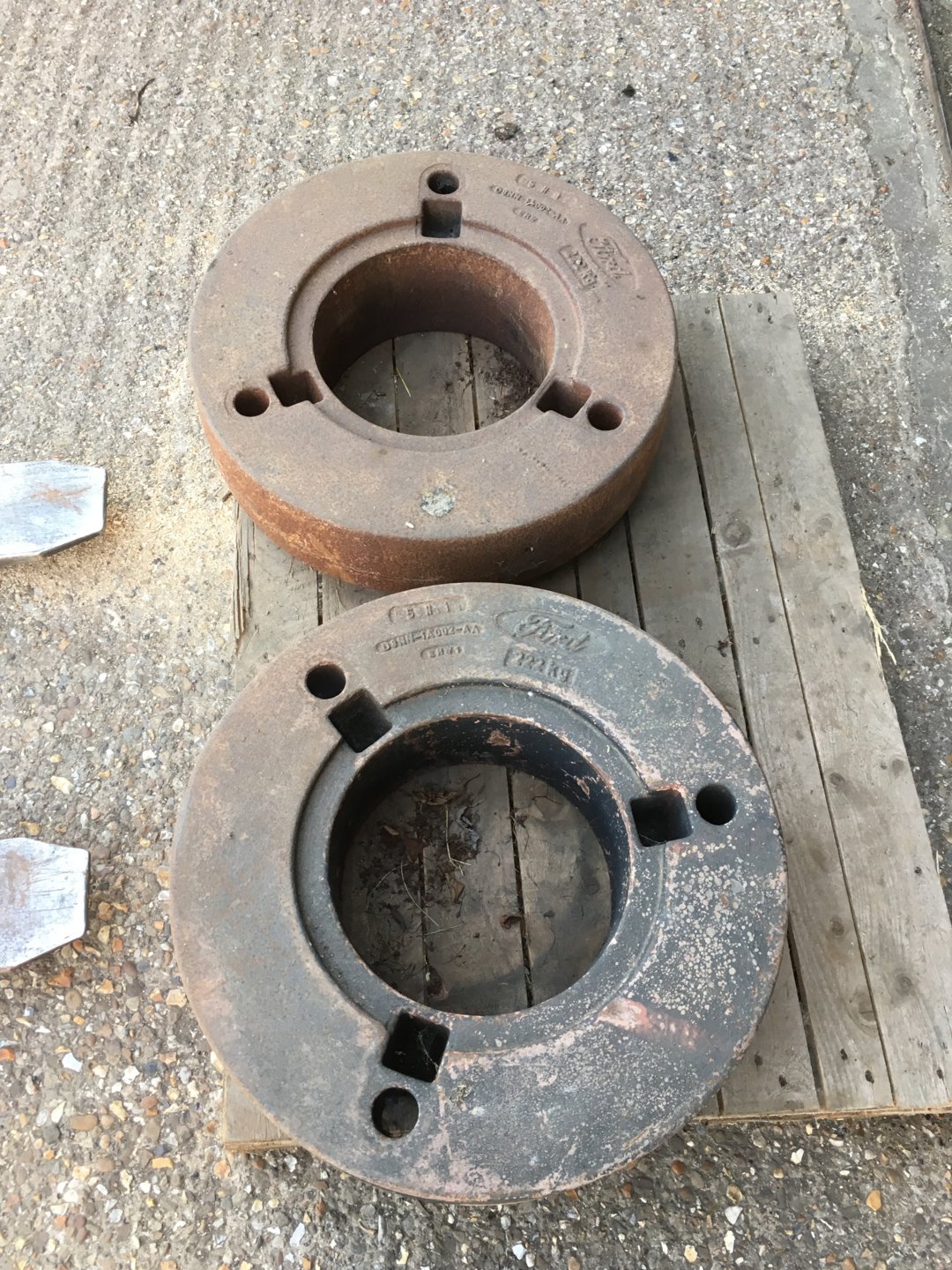 New Holland Rear Wheel Weights The Farming Forum