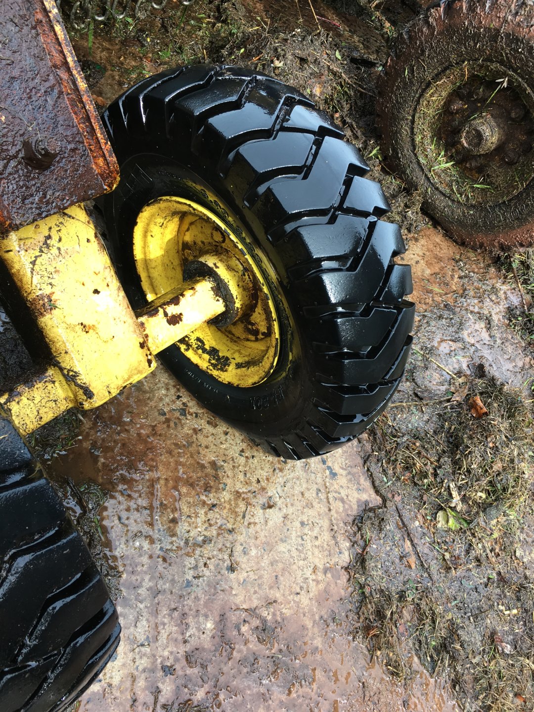 Solid wheels on a Batwing | The Farming Forum
