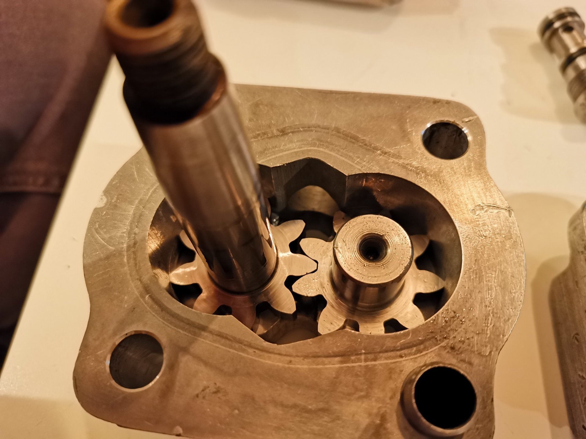 Hydraulic pump seals The Farming Forum