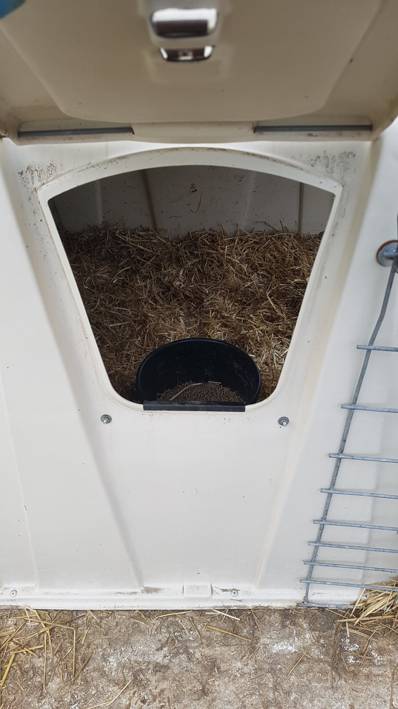 10 CalfTel hutches for sale. The Farming Forum